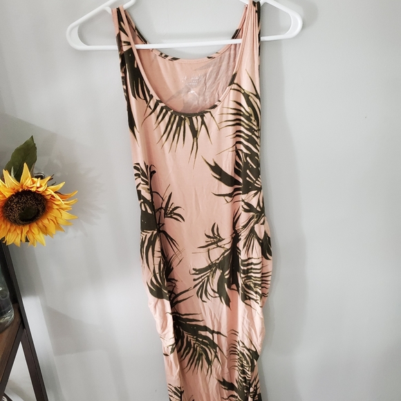 Tropical fitted maternity dress - Picture 3 of 7